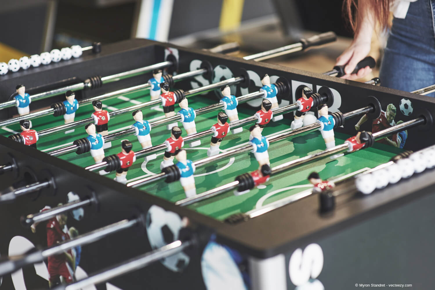 Pflanzen, Fussballkasten, jedes Möbel vermittelt ein Stück Atmosphäre und Image einer Firma
